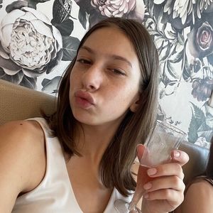 Meet your Posher, Lydia